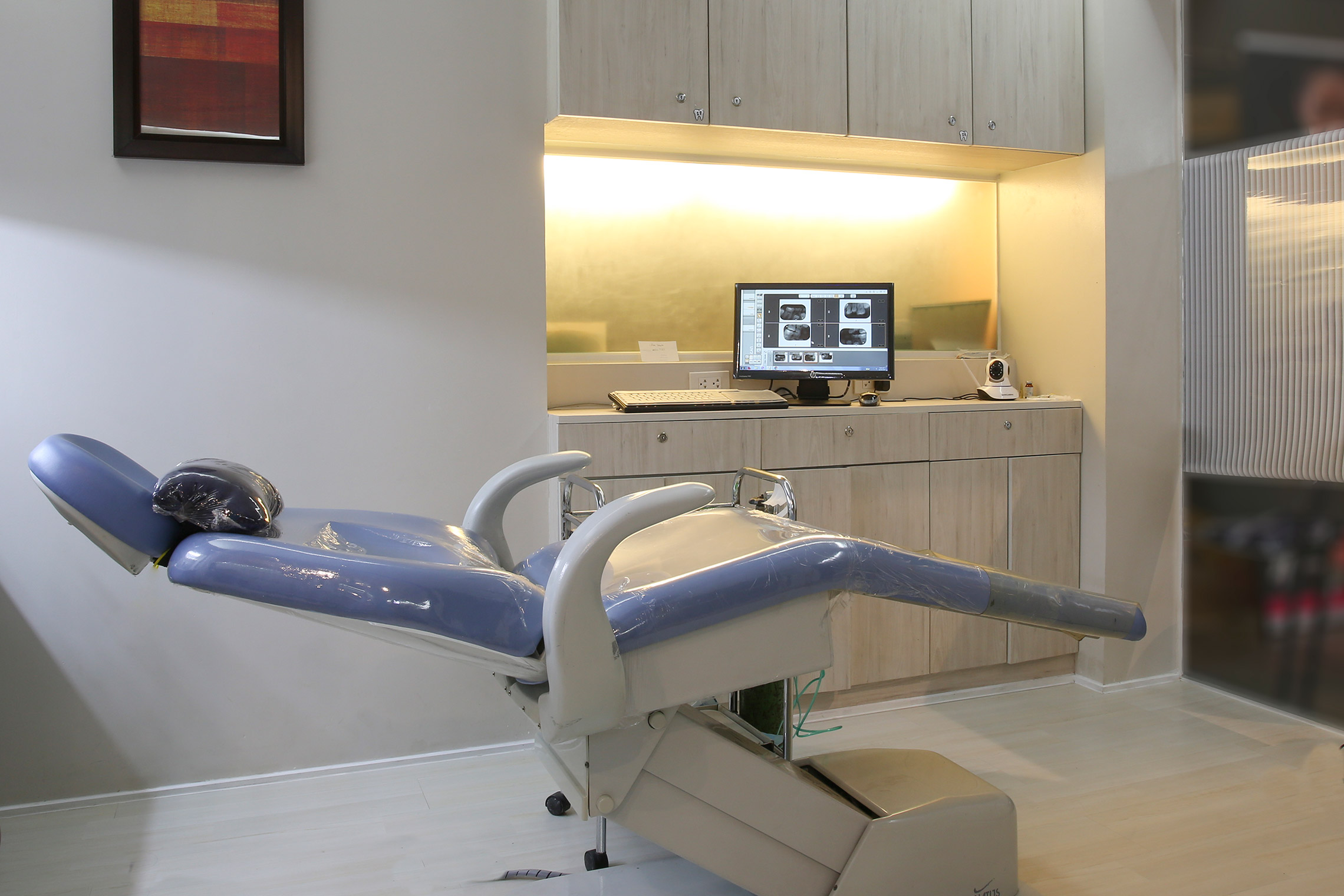 iSmile Dental Home | Facilities - Dental Chair 04